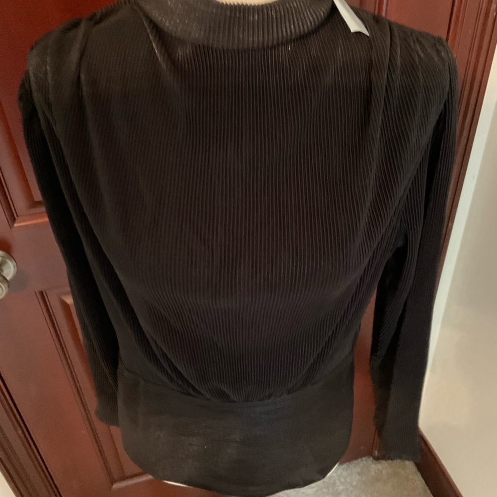 Ann Taylor Top. Sz. Large Petite NWT